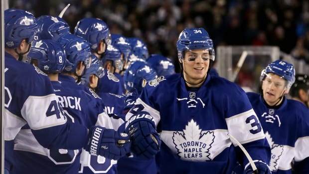 auston-matthews-centennial-classic.jpg